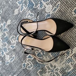 NEVER WORN black formal pumps size 10.5